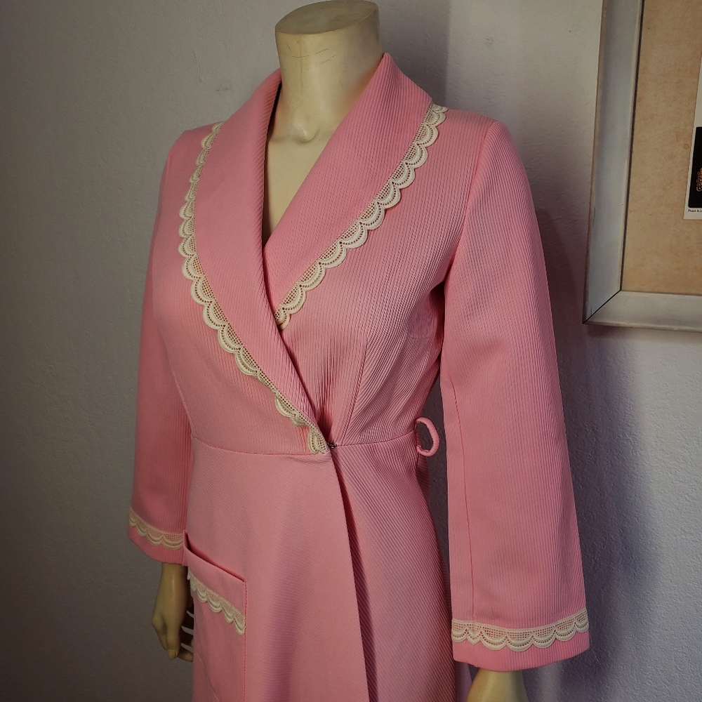 Vintage 70s Pink Robe Dressing Gown - Picture 7 of 8